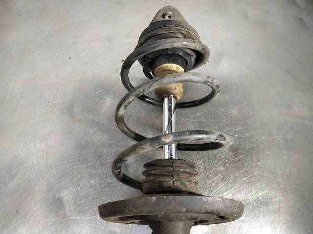 543020808R RENAULT Amortiguador  en stock Huelva