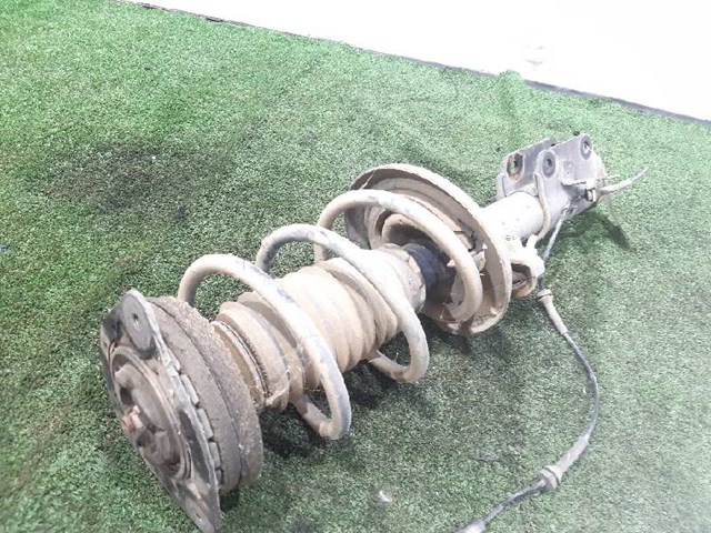 543025668R RENAULT Amortiguador  en stock Huelva