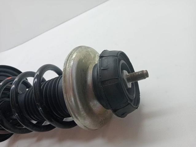 543028186R RENAULT Amortiguador  en stock Gandía