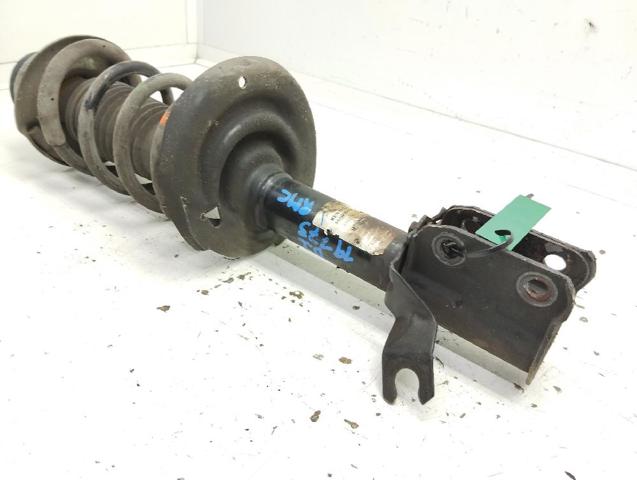 543029566R RENAULT Amortiguador  en stock Huelva