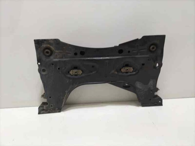 Subchasis delantero soporte motor Nissan Versa E12X