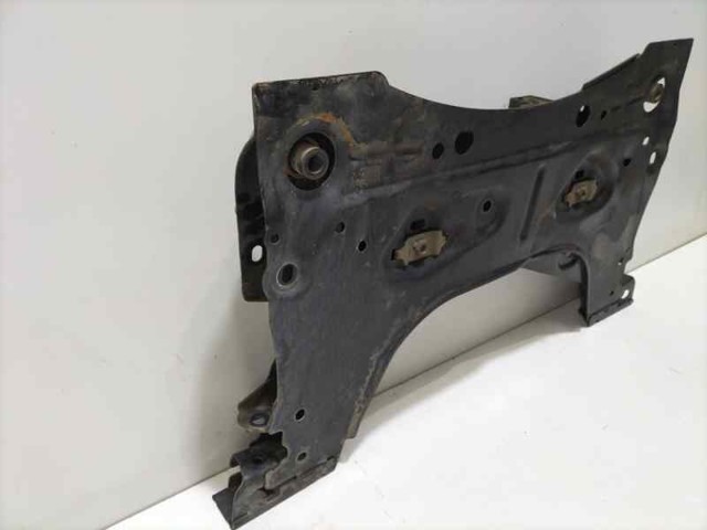 Subchasis delantero soporte motor Nissan Versa E12X