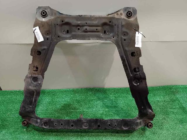 Subchasis delantero 54400JD000 NISSAN