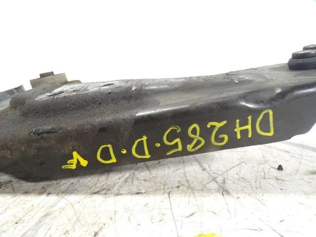 545000011R Brazo inferior derecho de la suspensión delantera  en stock Granada