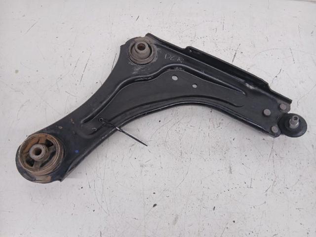 545000011R RENAULT Brazo inferior derecho de la suspensión delantera  disponible Ourense
