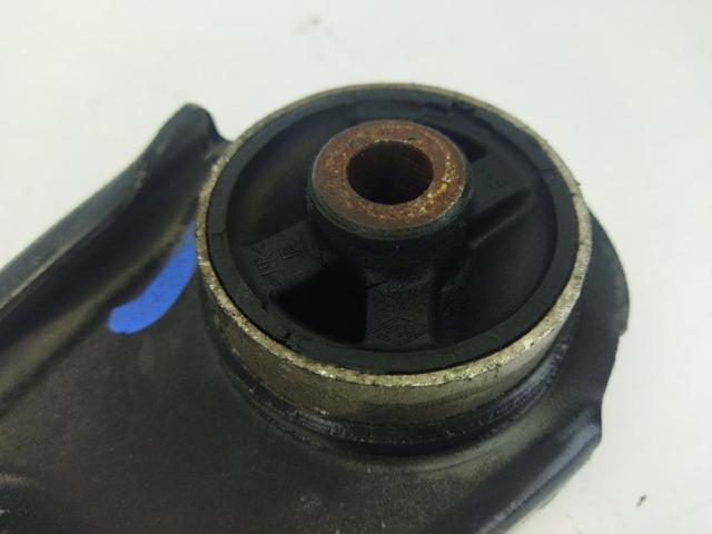 545000011R RENAULT Brazo inferior derecho de la suspensión delantera  disponible Ourense