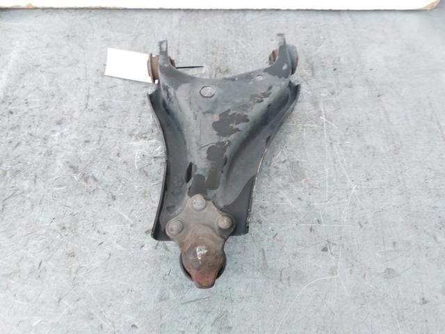 545000138R Brazo inferior derecho de la suspensión delantera  disponible Burgos
