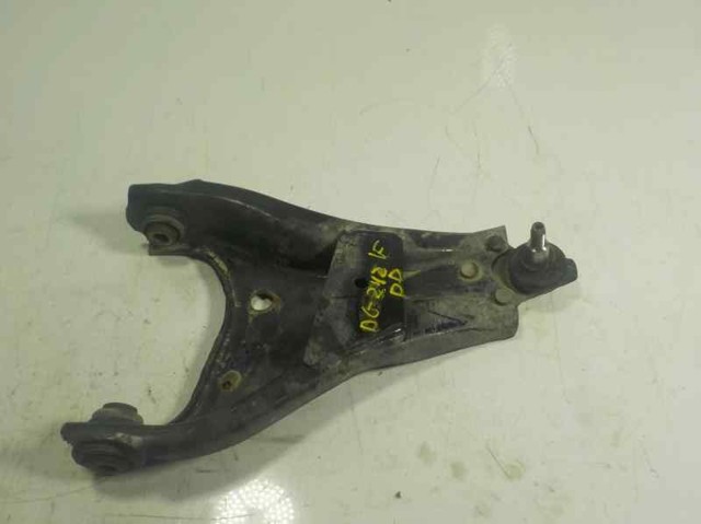 RENAULT 545000138R Brazo inferior derecho de la suspensión delantera comprar Pamplona