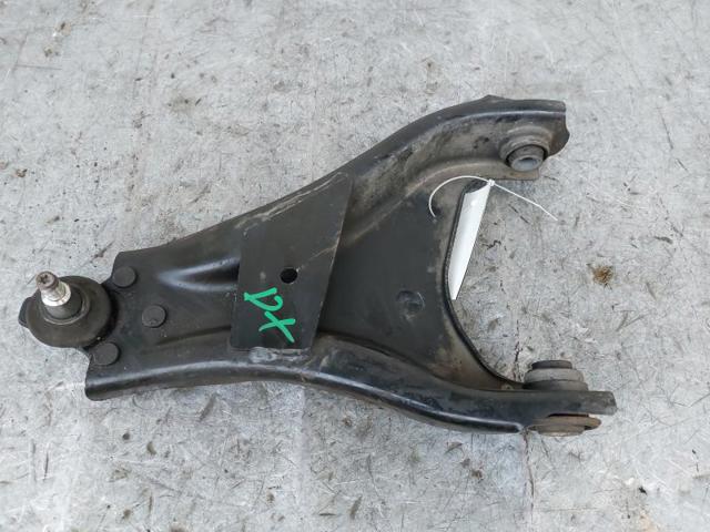 545000138R RENAULT Brazo inferior derecho de la suspensión delantera  comprar en Jaén