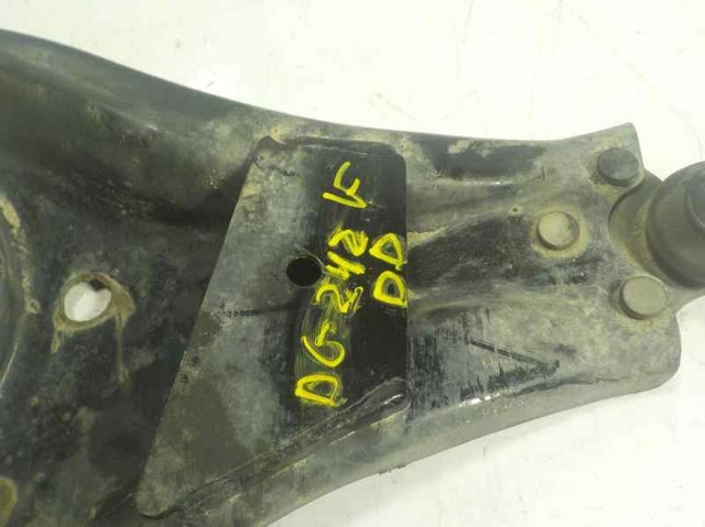 545000138R RENAULT Brazo inferior derecho de la suspensión delantera comprar Madrid