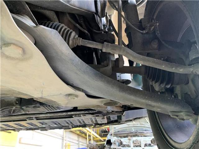 545000399R RENAULT Brazo inferior derecho de la suspensión delantera  en stock Córdoba