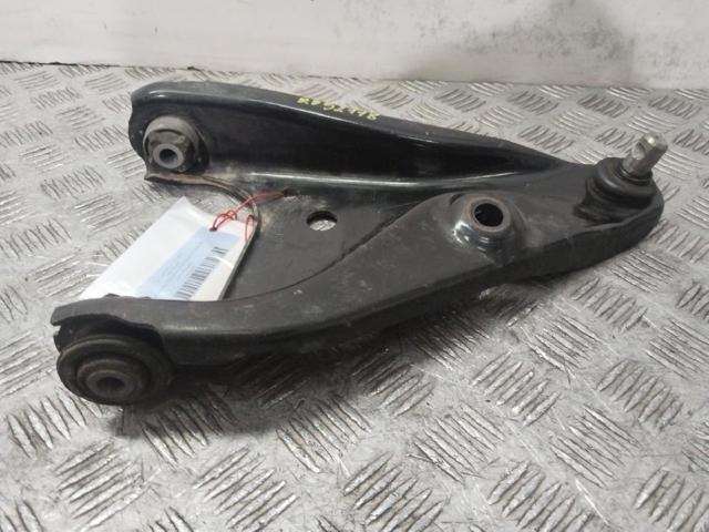 RENAULT 545001064R Brazo inferior derecho de la suspensión delantera comprar Tarragona
