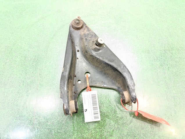 RENAULT 545001064R Brazo inferior derecho de la suspensión delantera  en stock Salamanca