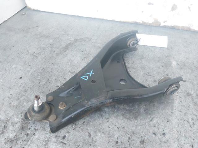 545001225R Brazo inferior derecho de la suspensión delantera  en stock Sabadell