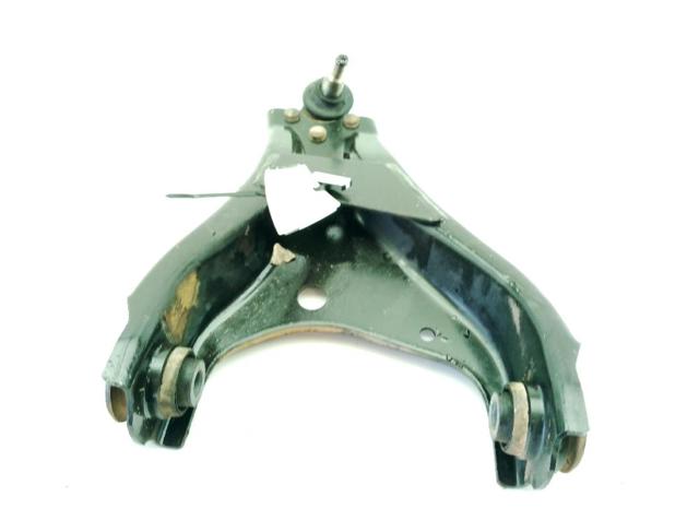 545001225R RENAULT Brazo inferior derecho de la suspensión delantera  en stock Huelva