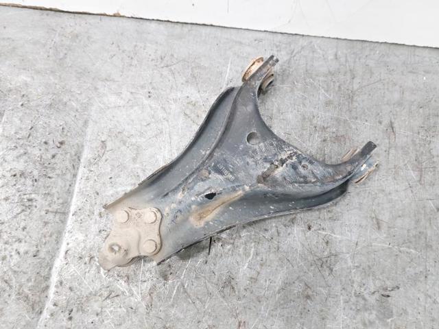 545001225R RENAULT Brazo inferior derecho de la suspensión delantera  en stock Gandía