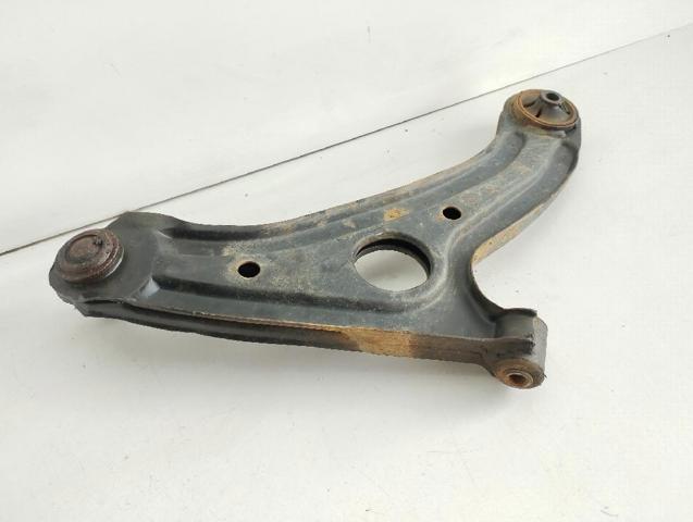 545001C000 Brazo inferior izquierdo de la suspensión delantera  comprar en Zaragoza