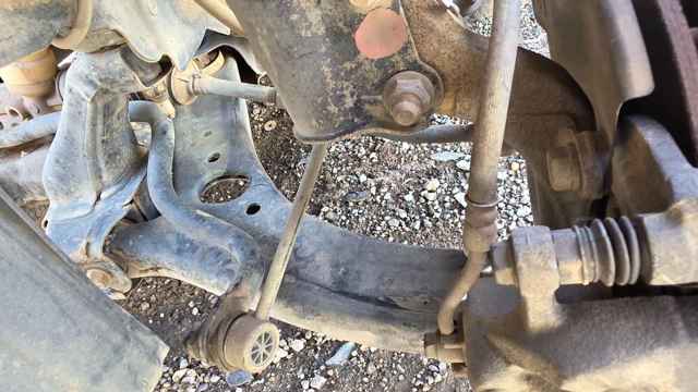 545001W000 Brazo inferior izquierdo de la suspensión delantera  comprar en Zaragoza