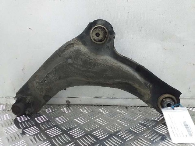 RENAULT 545002029R Brazo inferior derecho de la suspensión delantera  disponible España
