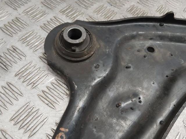 RENAULT 545002029R Brazo inferior derecho de la suspensión delantera  en stock Valencia