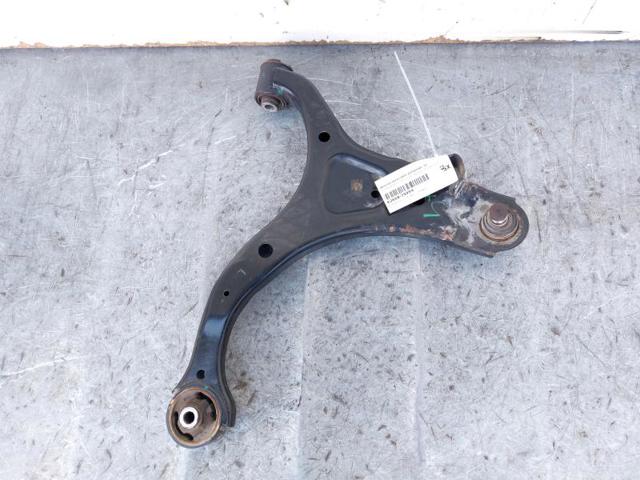 545002B500 HYUNDAI Brazo inferior izquierdo de la suspensión delantera comprar Madrid