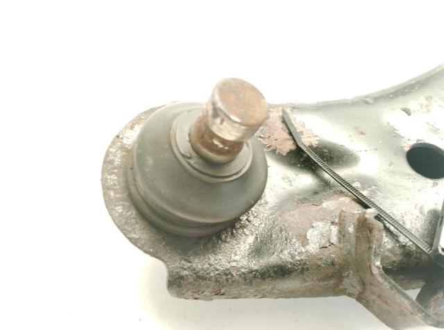 545002B500 HYUNDAI Brazo inferior izquierdo de la suspensión delantera  en stock Gandía