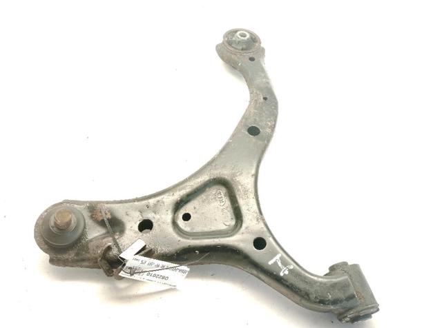 545002B500 HYUNDAI Brazo inferior izquierdo de la suspensión delantera  en stock Huelva
