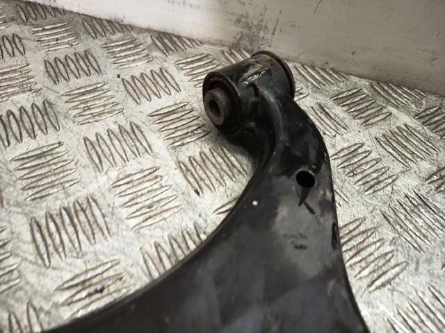 545002H000 HYUNDAI Brazo inferior izquierdo de la suspensión delantera comprar Madrid