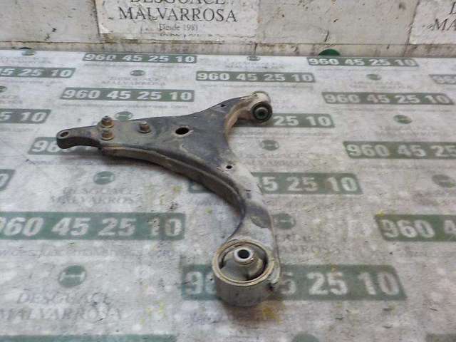 HYUNDAI 545002H000 Brazo inferior izquierdo de la suspensión delantera  disponible Lugo