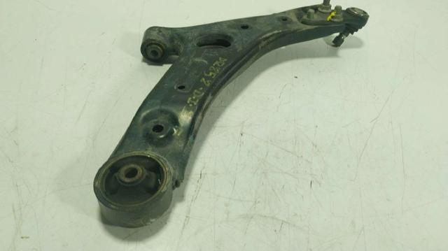 545002Y002 Brazo inferior izquierdo de la suspensión delantera comprar Girona
