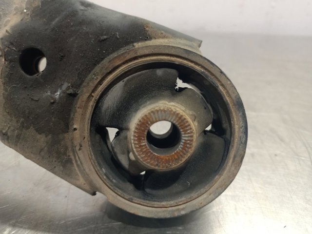 545002Y002 HYUNDAI Brazo inferior izquierdo de la suspensión delantera  comprar en Oviedo