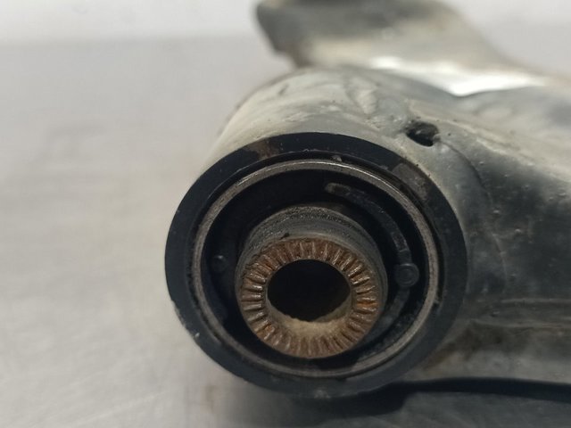 HYUNDAI 545002Y002 Brazo inferior izquierdo de la suspensión delantera  comprar en Ponferrada