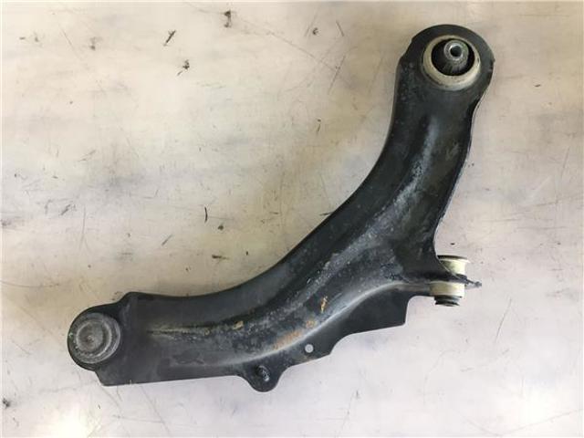 545003037R Brazo inferior derecho de la suspensión delantera  comprar en Reus