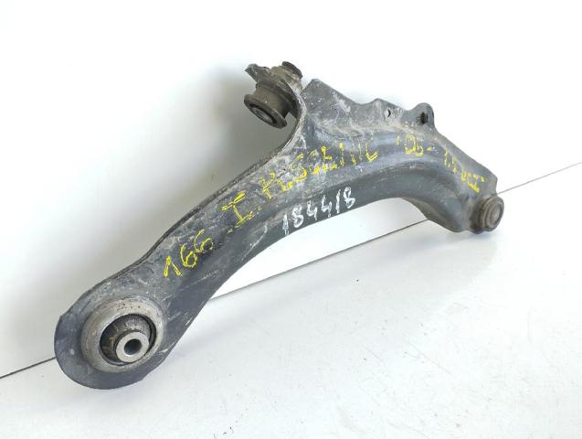 545003037R RENAULT Brazo inferior derecho de la suspensión delantera  disponible Ourense