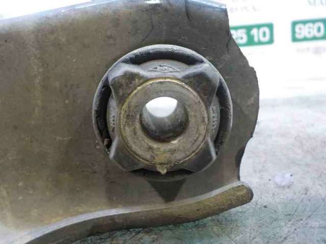 RENAULT 545004269R Brazo inferior derecho de la suspensión delantera  disponible Valladolid