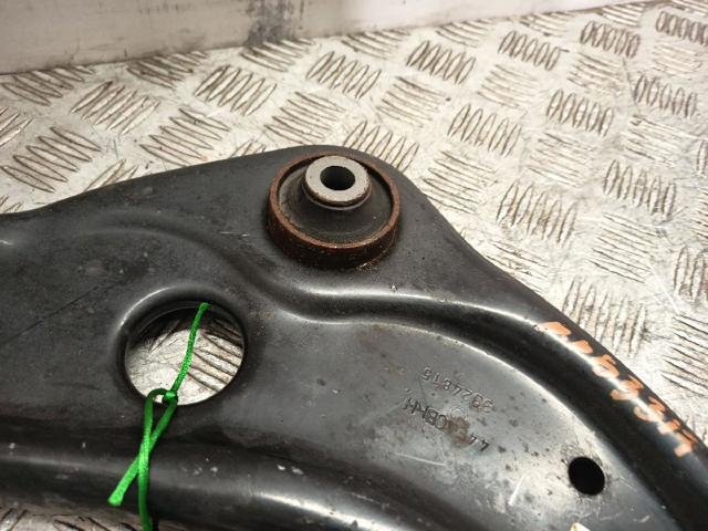 NISSAN 545004EA0B Brazo inferior derecho de la suspensión delantera  comprar en Murcia