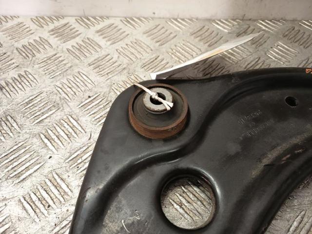 545004EA0B NISSAN Brazo inferior derecho de la suspensión delantera  comprar en Lleida