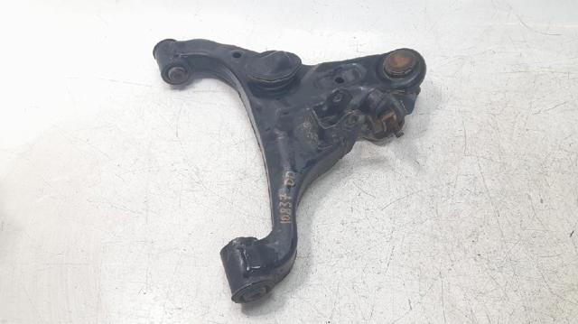 Brazo inferior derecho de la suspensión delantera 545004KH4A NISSAN