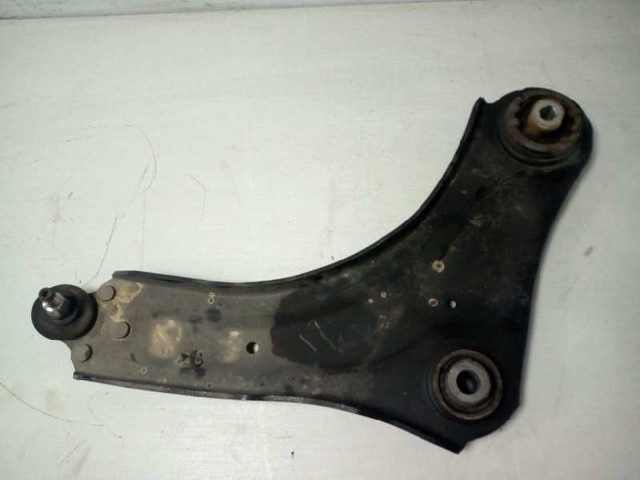 RENAULT 545006560R Brazo inferior derecho de la suspensión delantera  disponible España