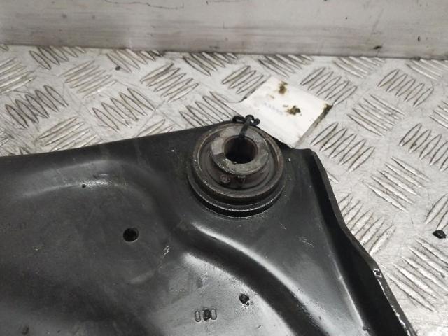 545006560R Brazo inferior derecho de la suspensión delantera  comprar en Pontevedra