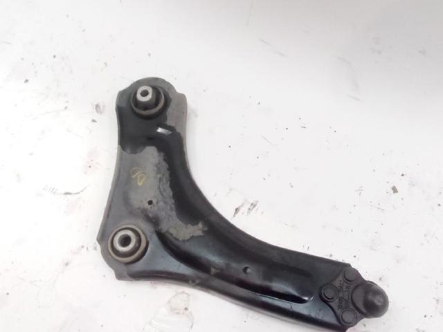 545006560R Brazo inferior derecho de la suspensión delantera  comprar en Pontevedra