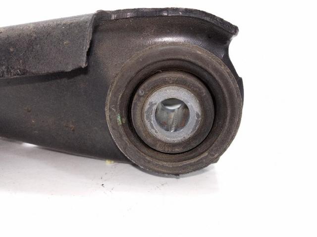 545006623R Brazo inferior derecho de la suspensión delantera comprar Almería