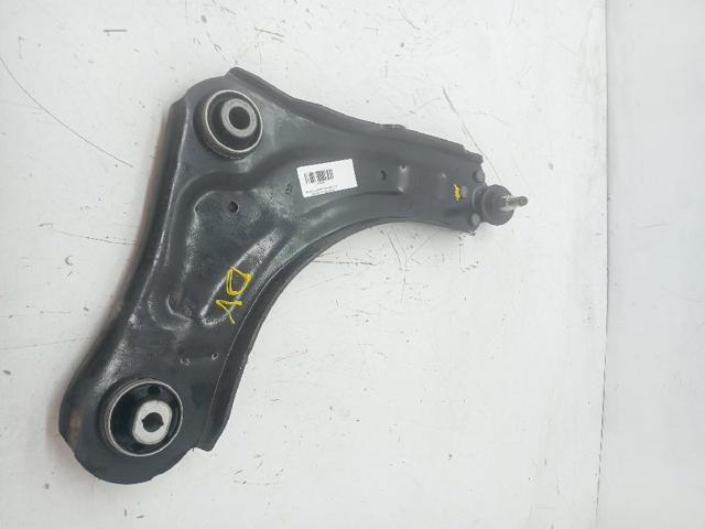 545008682R Brazo inferior derecho de la suspensión delantera  disponible Málaga