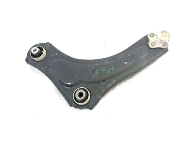 Brazo inferior derecho de la suspensión delantera 545008682R RENAULT