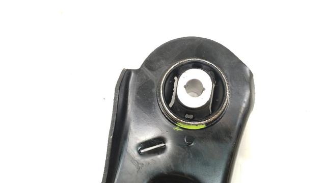 RENAULT 545008682R Brazo inferior derecho de la suspensión delantera comprar Barcelona
