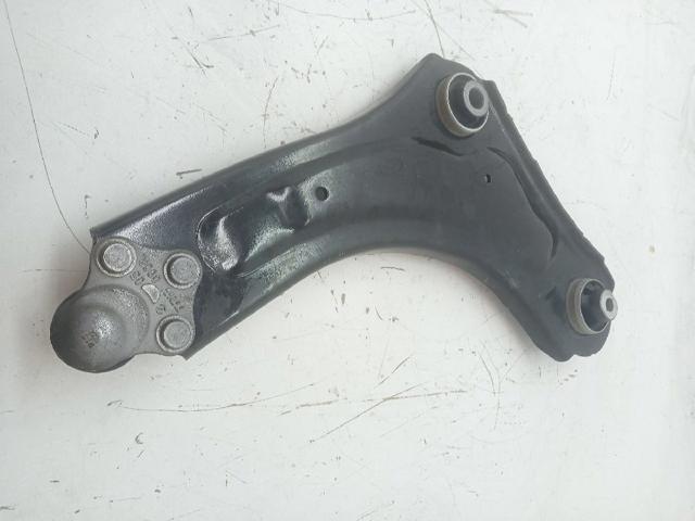 545008682R RENAULT Brazo inferior derecho de la suspensión delantera  comprar en Jaén