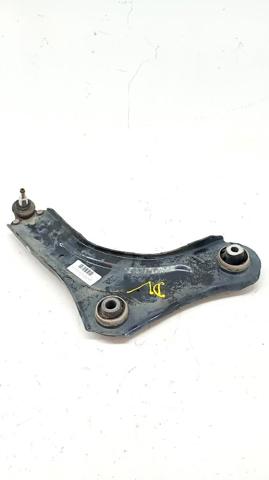 545008682R Brazo inferior derecho de la suspensión delantera comprar Girona