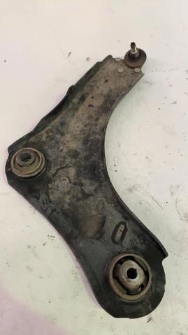 RENAULT 545008682R Brazo inferior derecho de la suspensión delantera  disponible Lugo