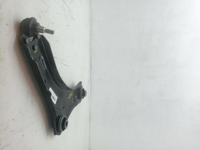 RENAULT 545008682R Brazo inferior derecho de la suspensión delantera  en stock Salamanca