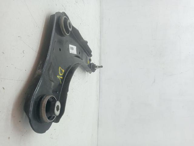 545008682R RENAULT Brazo inferior derecho de la suspensión delantera  disponible Vigo
